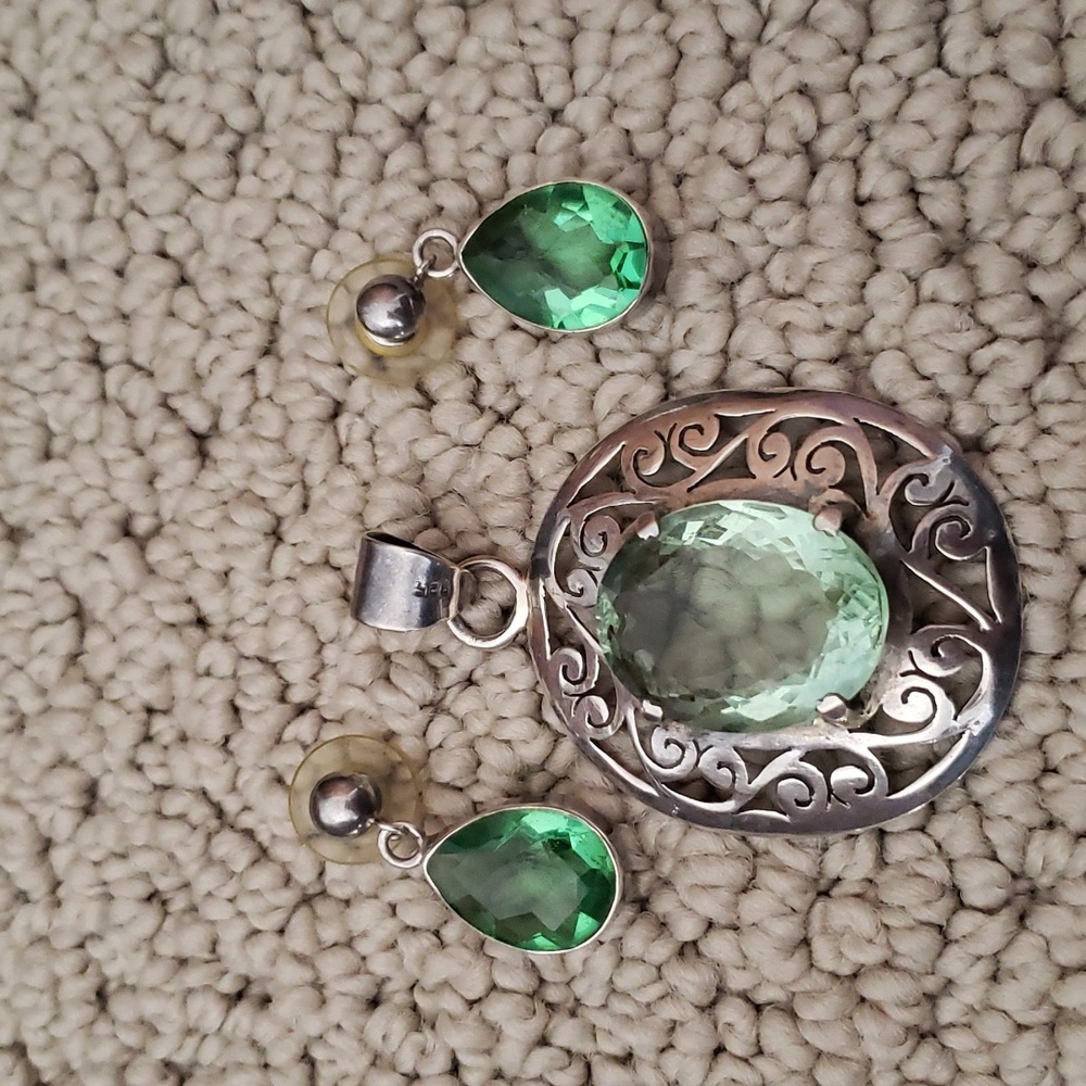 Sterling silver pendant and Earrings set